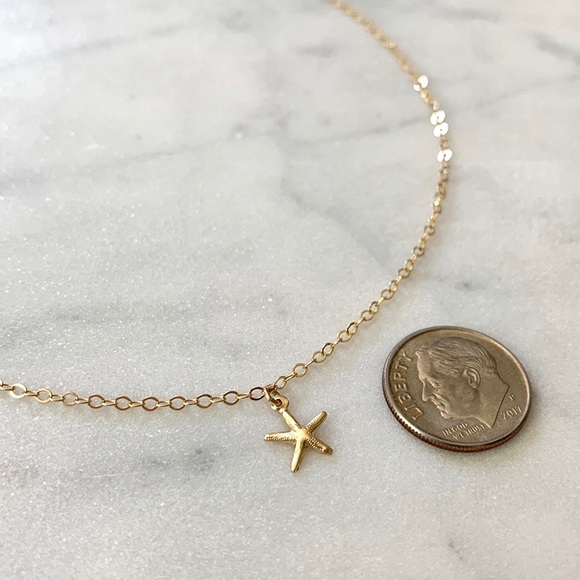 14k Gold Filled Starfish Necklace - Picture 6 of 6